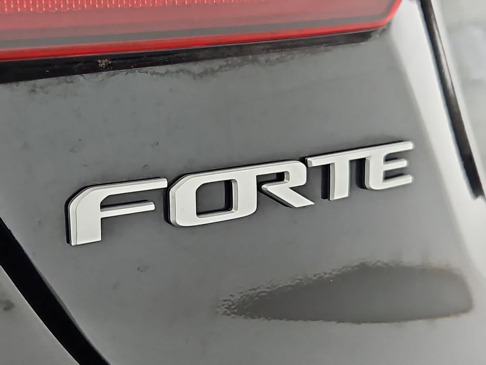 Thumbnail: 2024 Kia Forte - 12