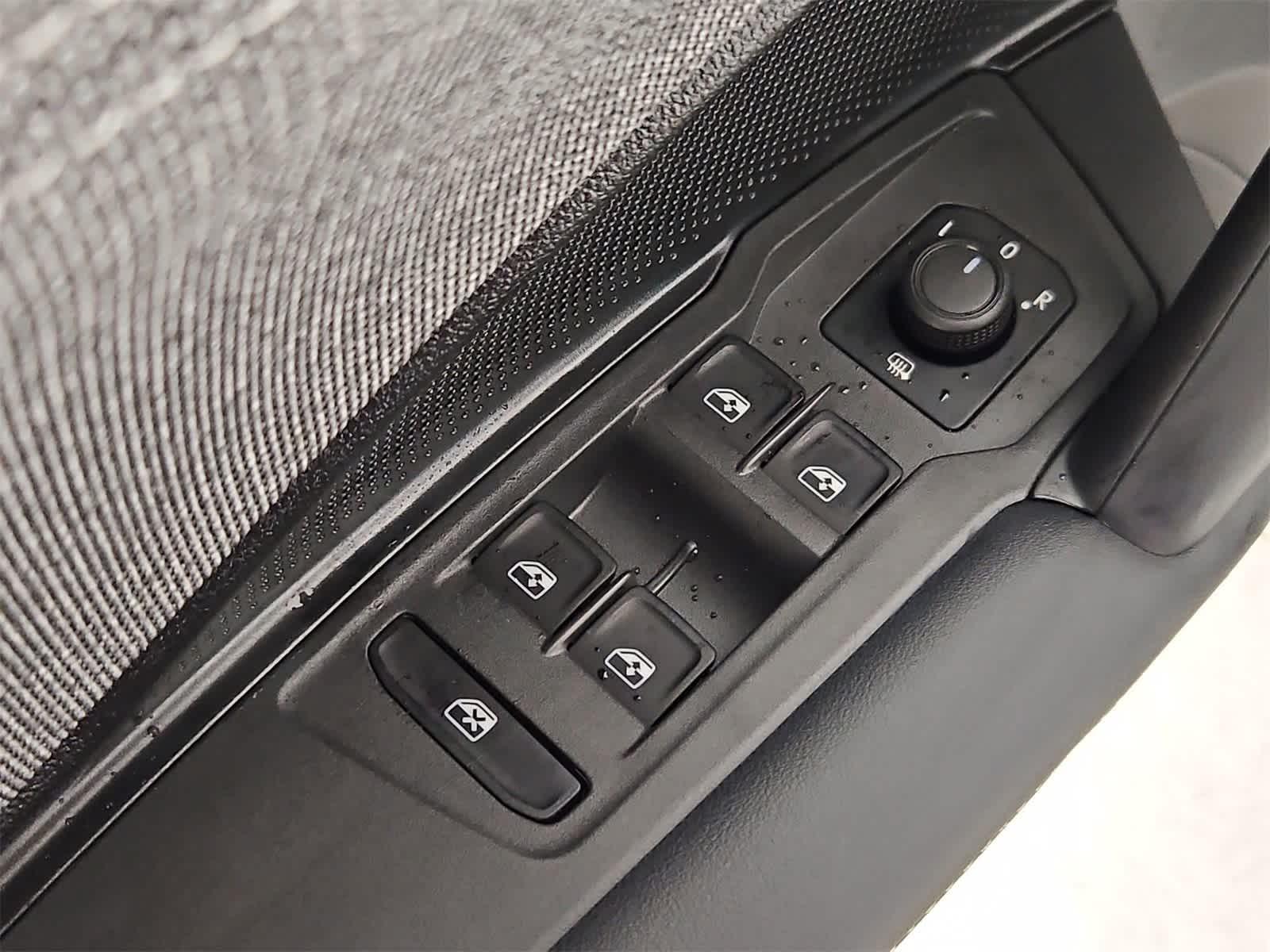 Thumbnail: 2026 Volkswagen Tiguan - 17