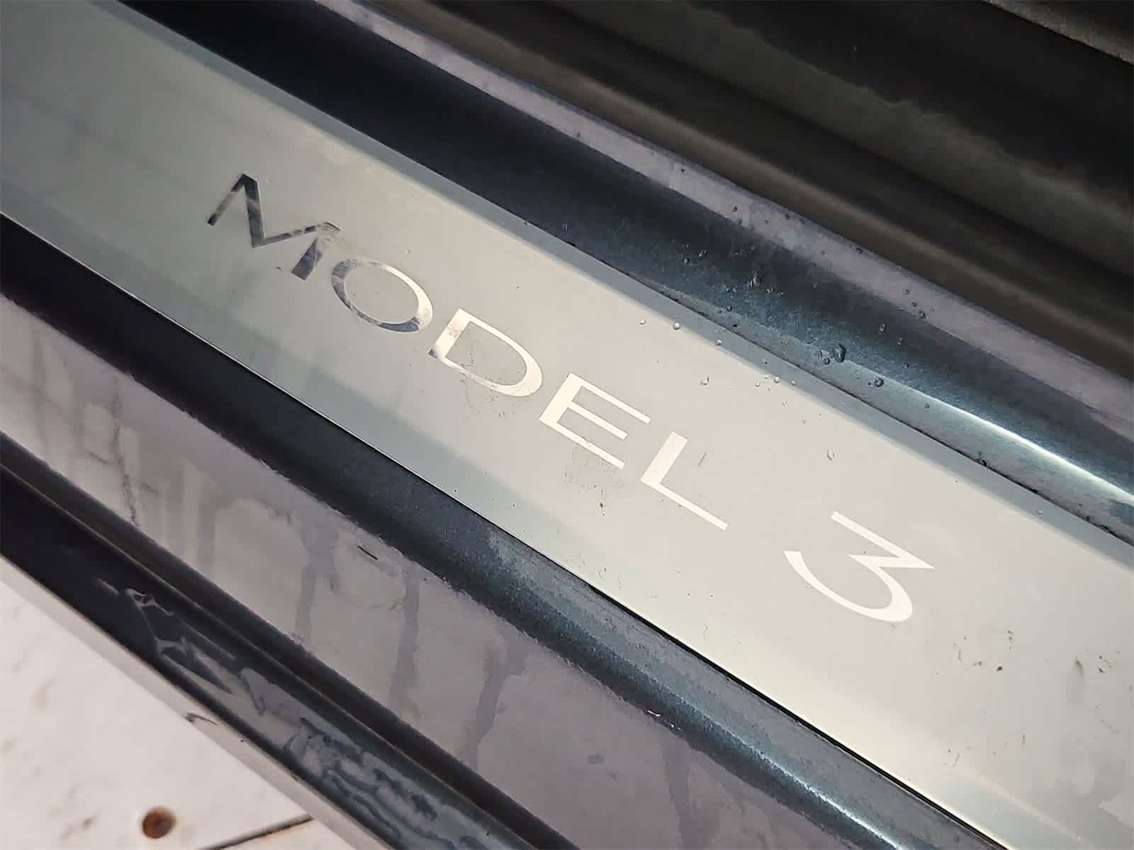 Thumbnail: 2018 Tesla Model 3 - 12