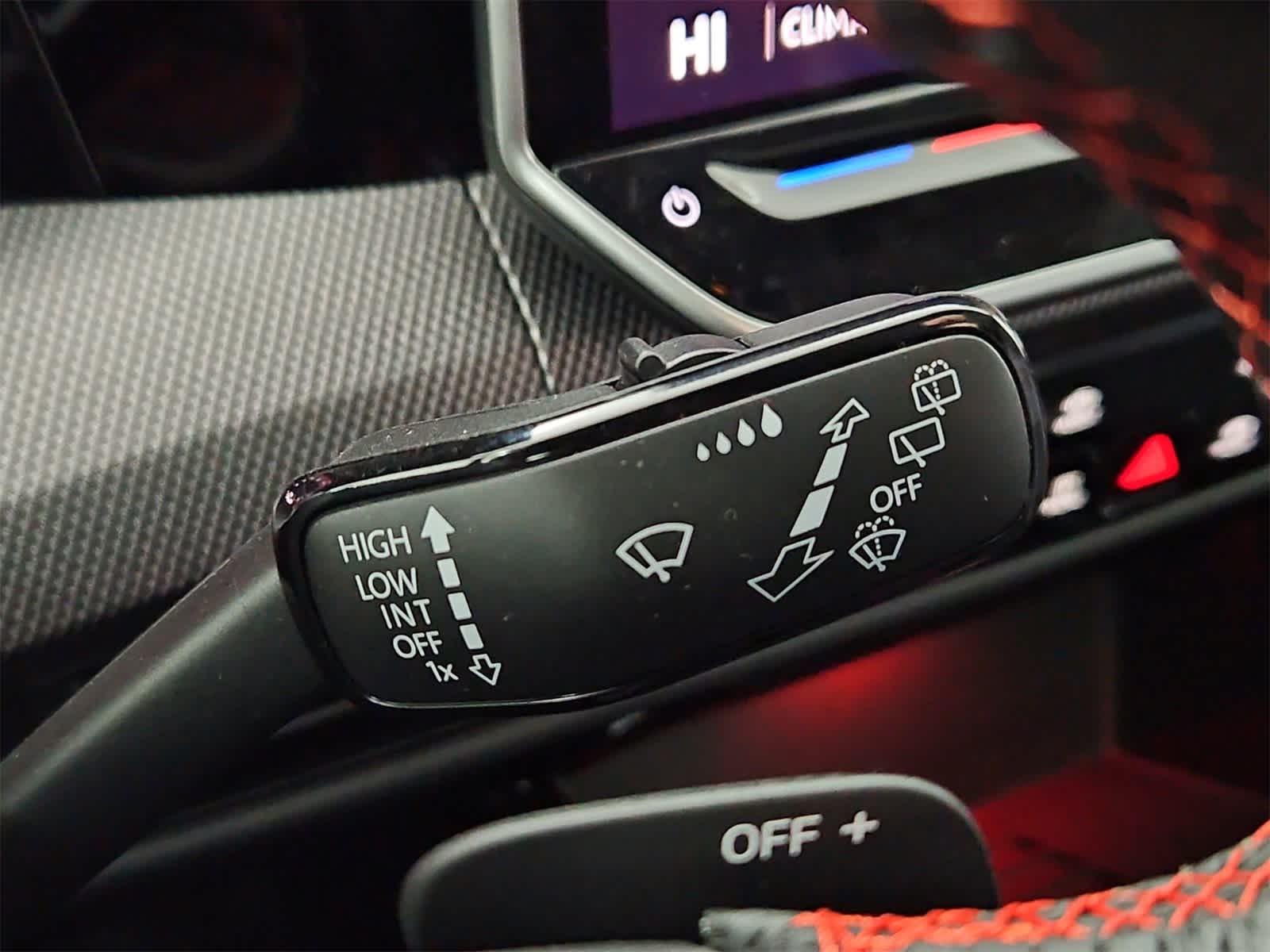 Thumbnail: 2025 Volkswagen Golf - 27