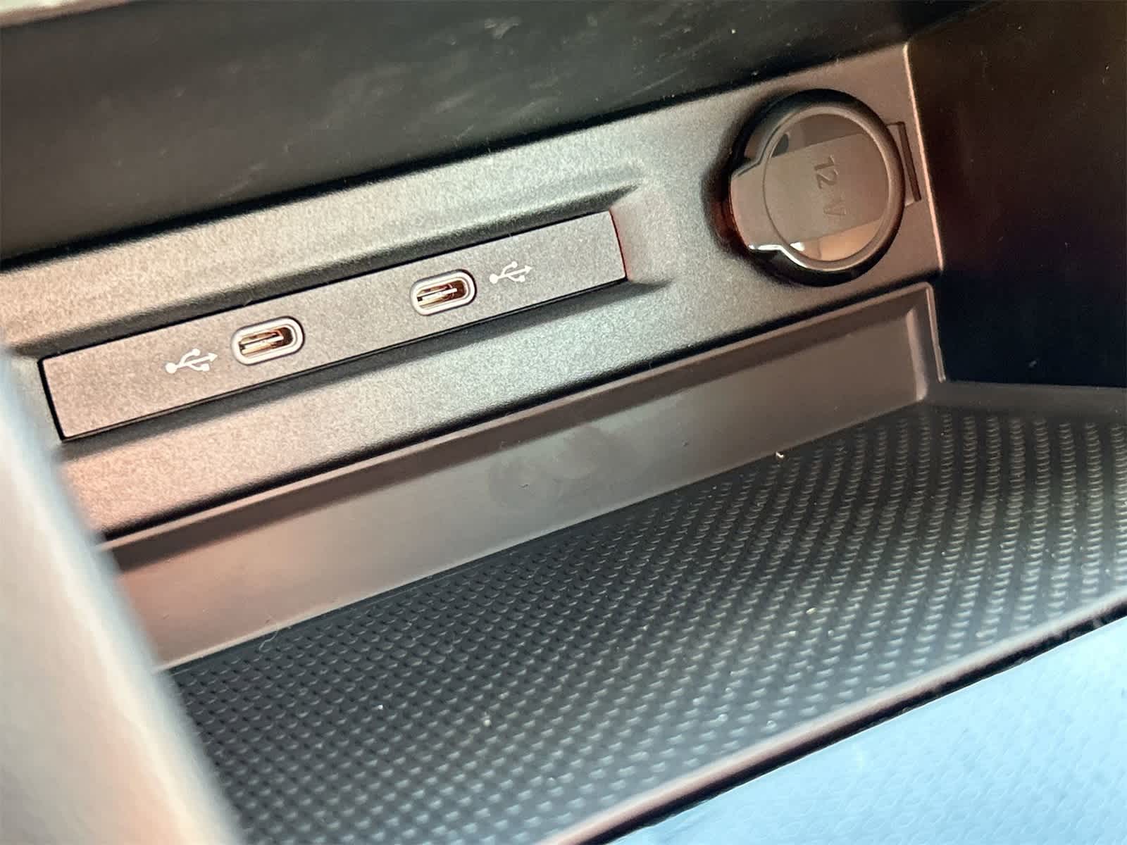 Thumbnail: 2025 Volkswagen Taos - 31