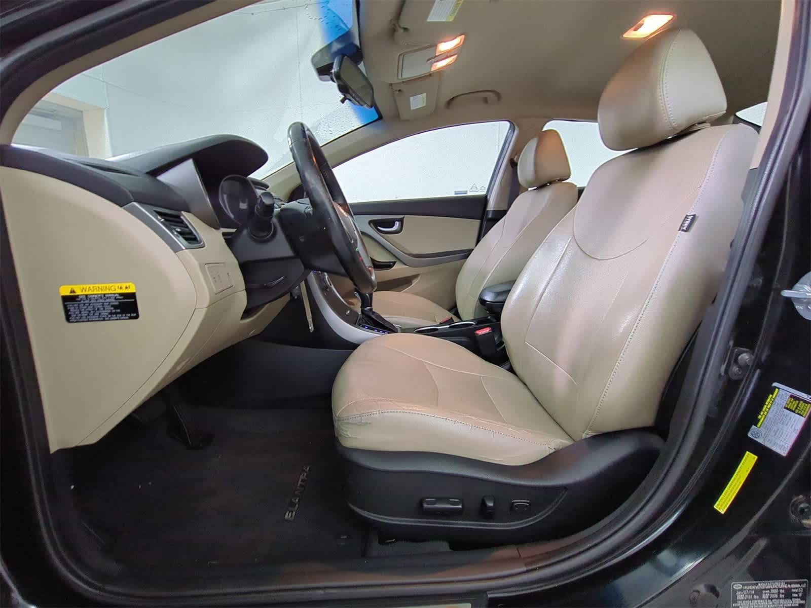 Thumbnail: 2014 Hyundai Elantra - 16