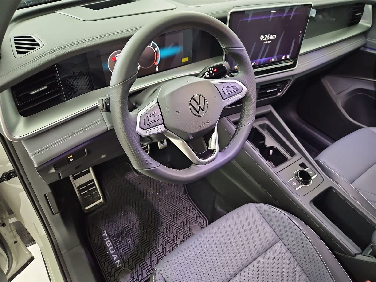 Thumbnail: 2026 Volkswagen Tiguan - 2