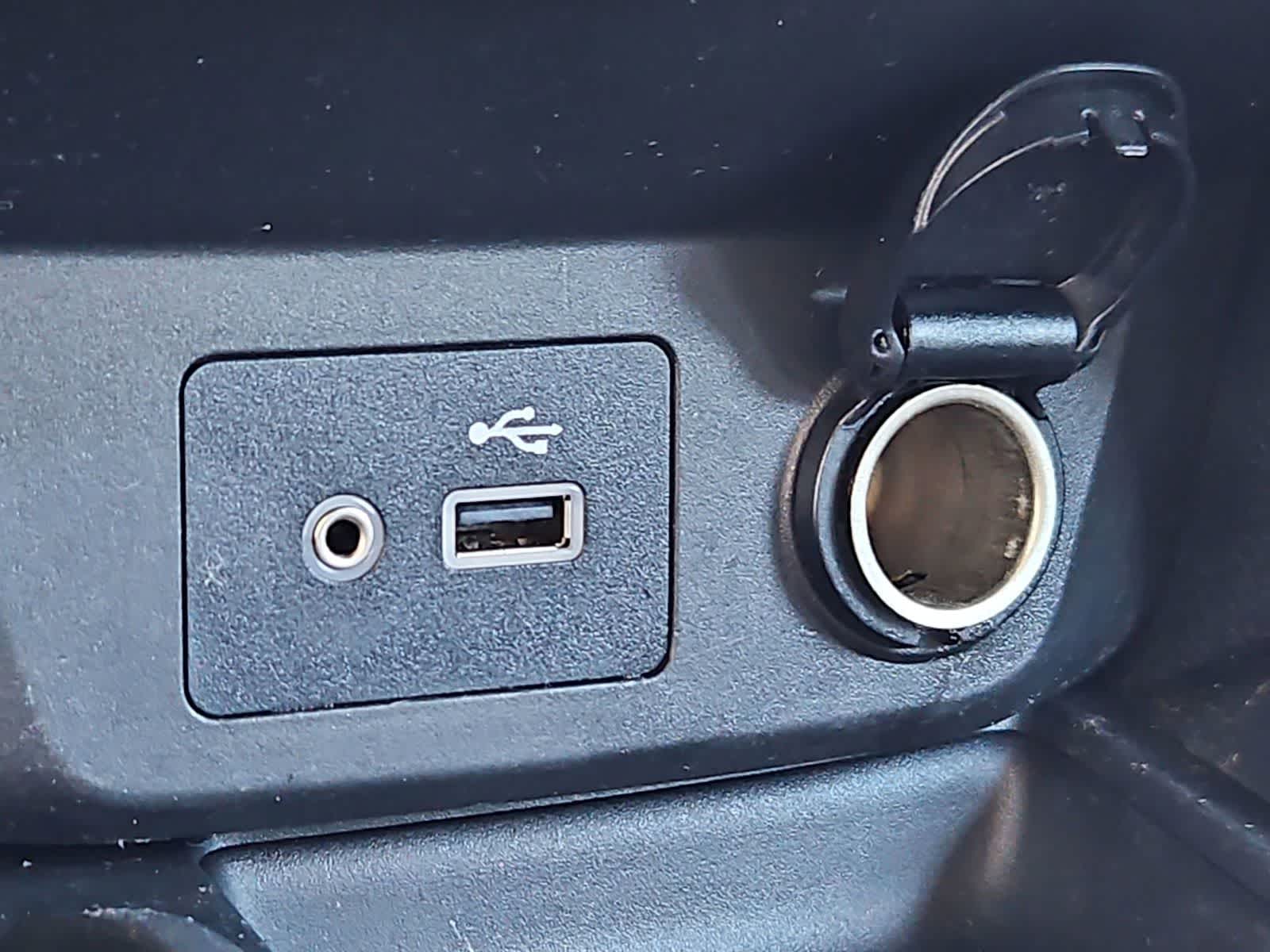 Thumbnail: 2020 Nissan Rogue - 32