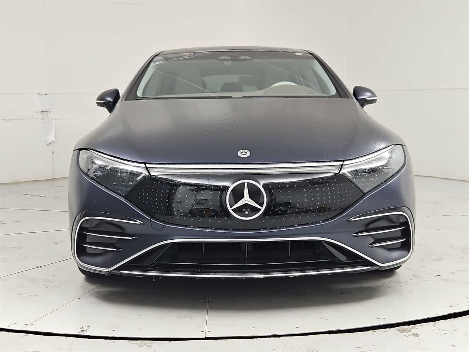 Thumbnail: 2022 Mercedes-Benz EQS - 9