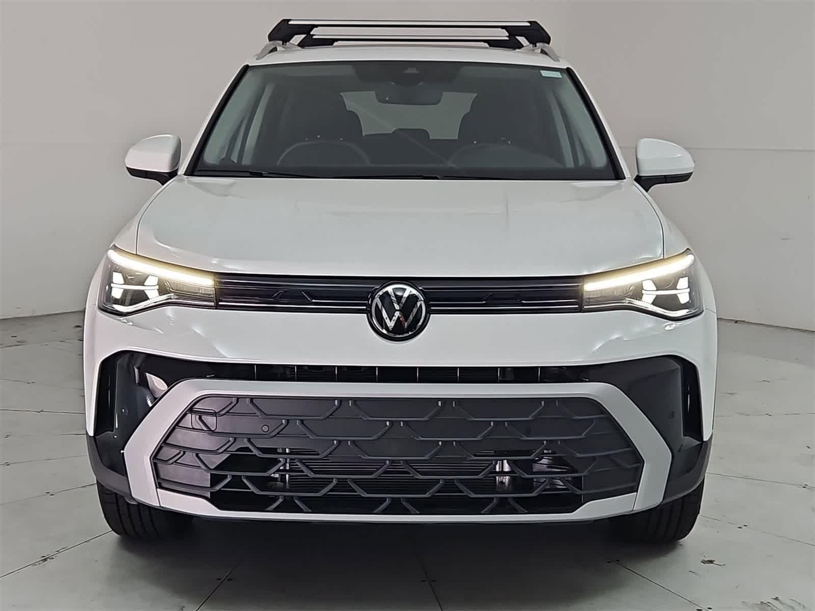 2025 Volkswagen Taos SE 9