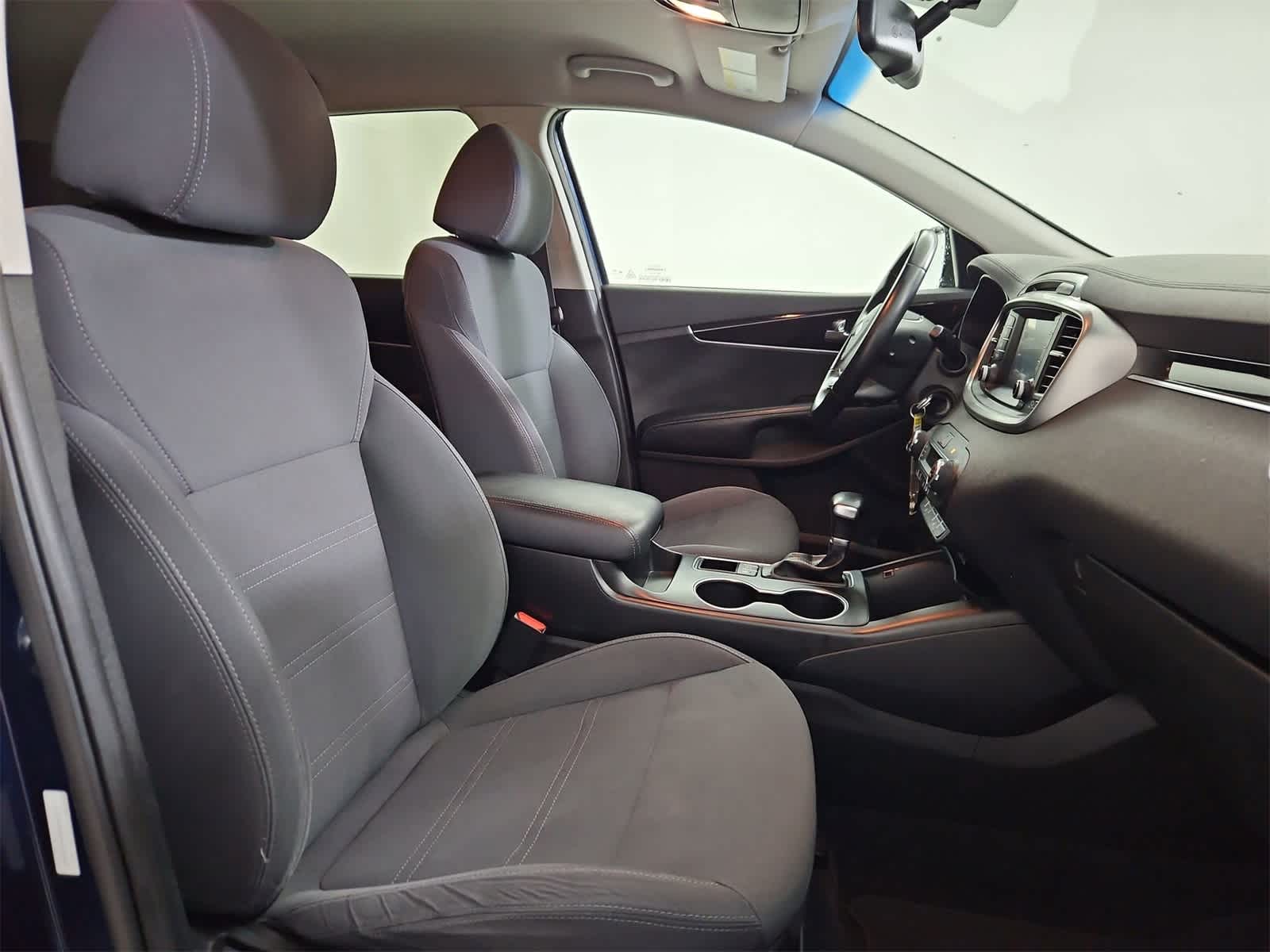 Thumbnail: 2019 Kia Sorento - 21