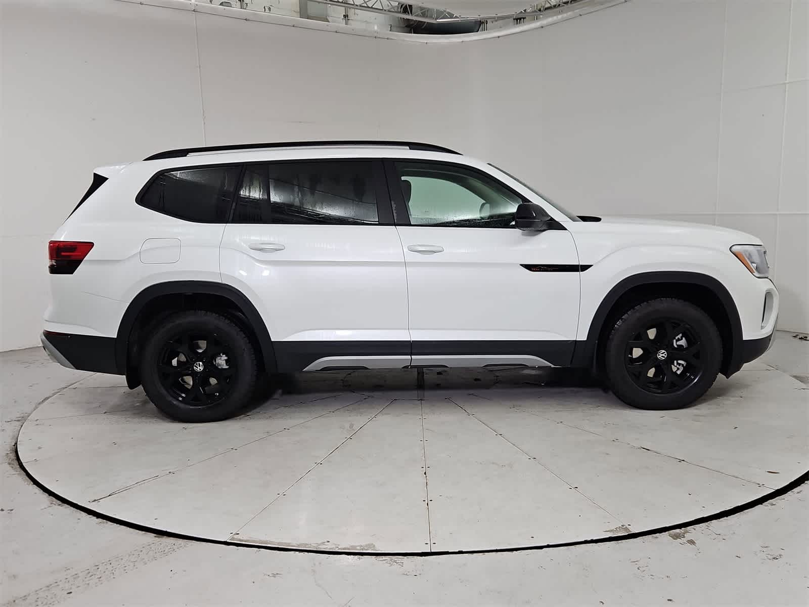 Thumbnail: 2026 Volkswagen Atlas - 7