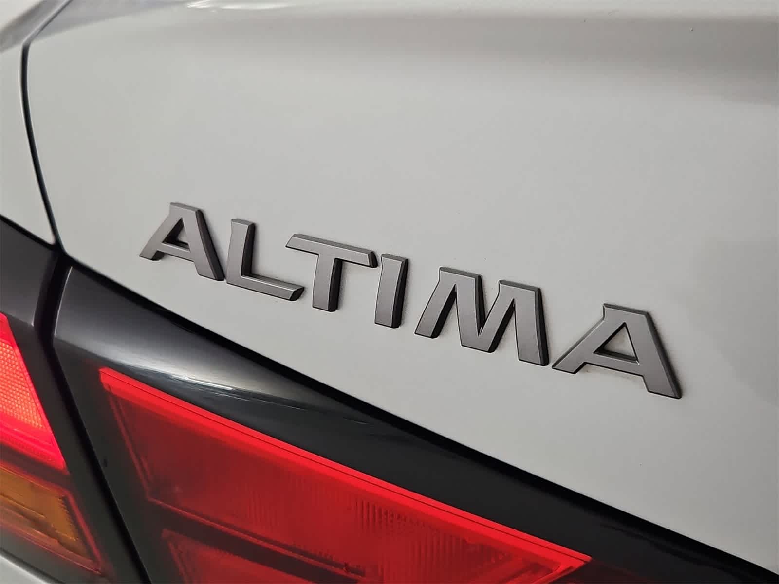 Thumbnail: 2023 Nissan Altima - 12