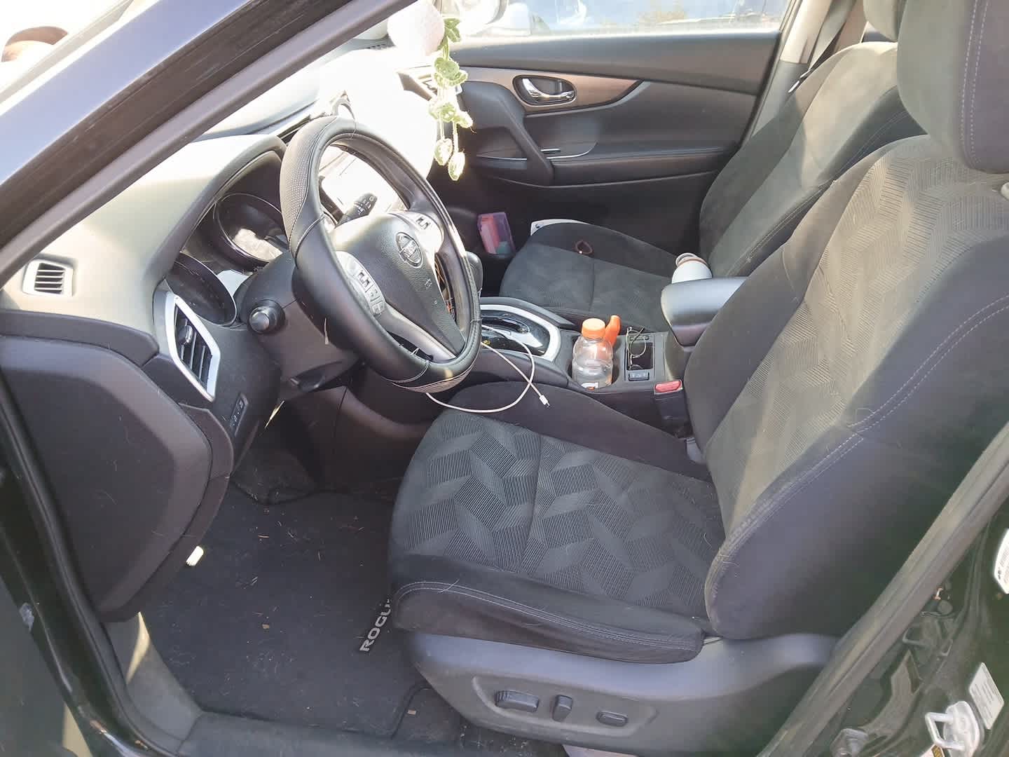 Thumbnail: 2015 Nissan Rogue - 4