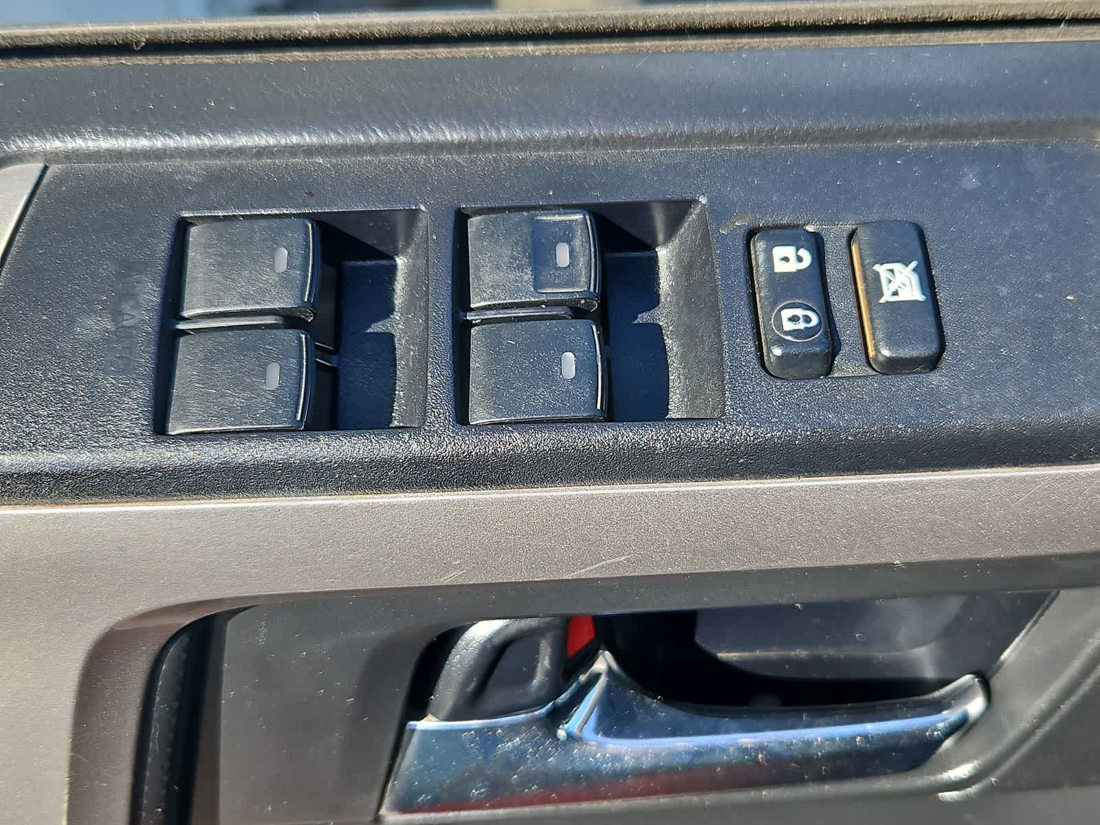 Thumbnail: 2018 Toyota 4Runner - 17