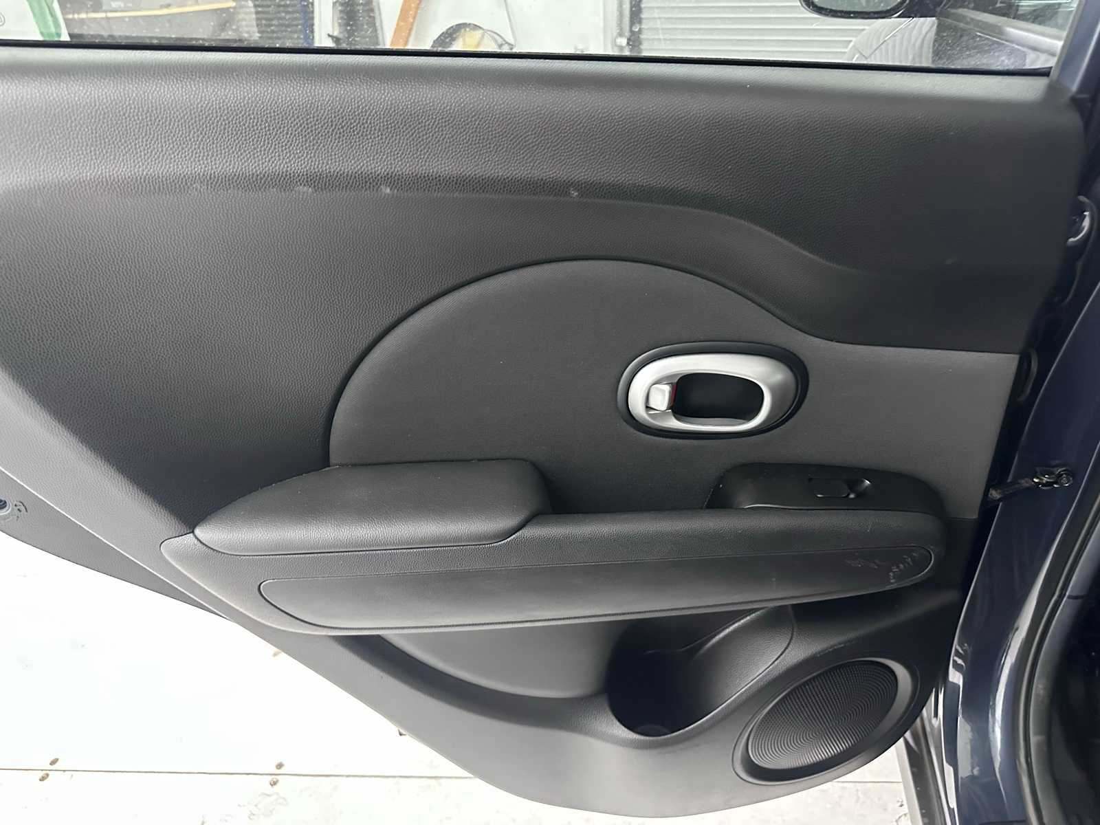 Thumbnail: 2014 Kia Soul - 25