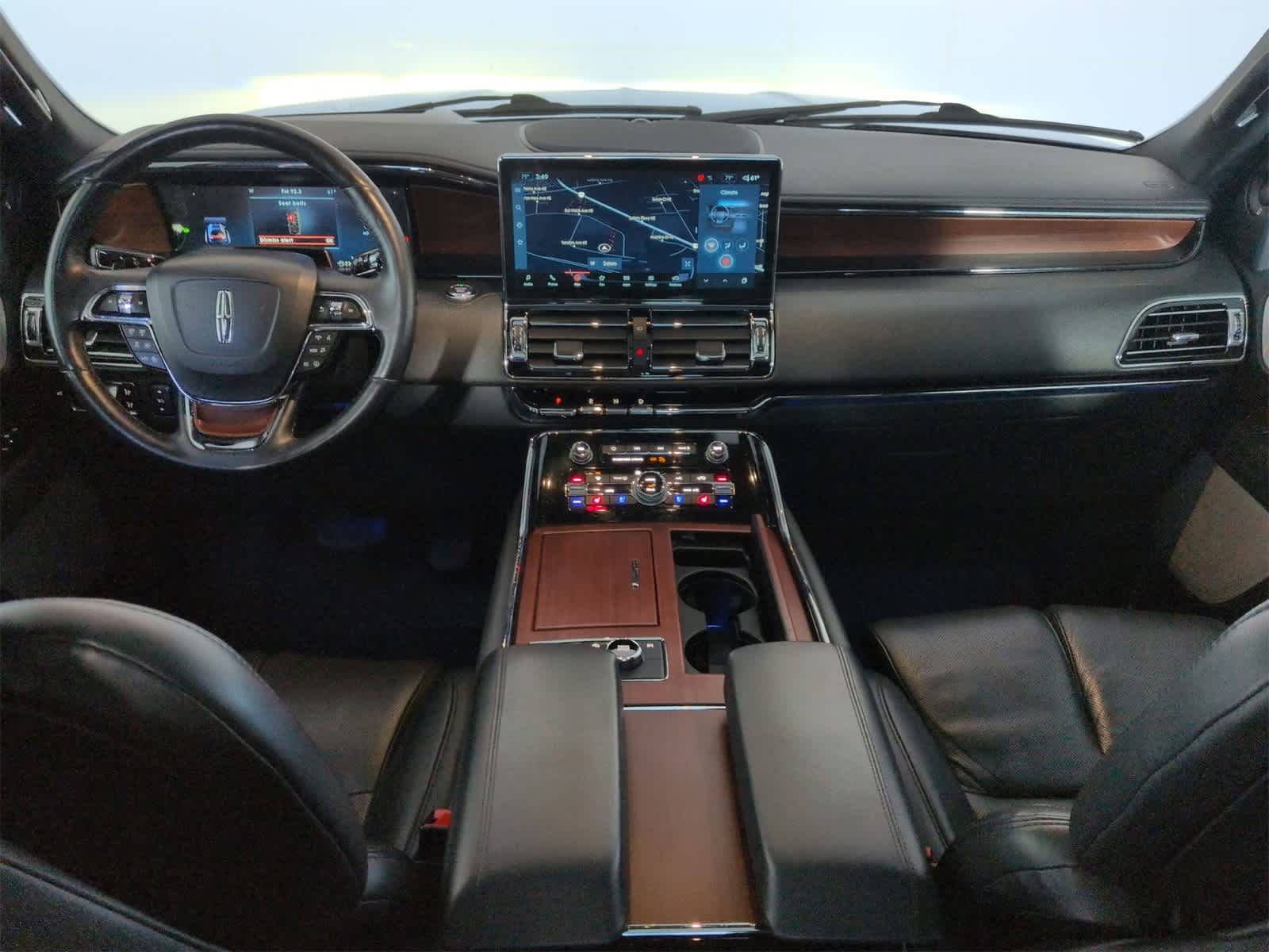 Thumbnail: 2023 Lincoln Navigator - 14