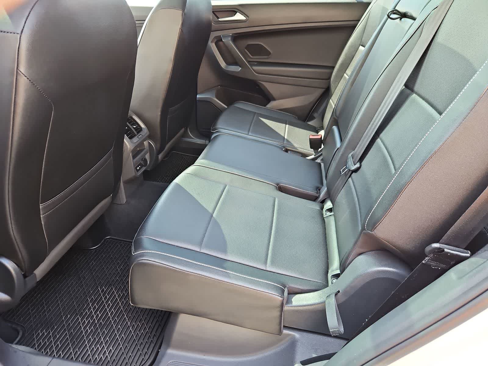 Thumbnail: 2021 Volkswagen Tiguan - 20