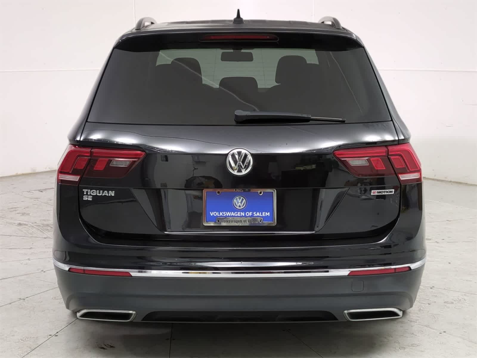 Thumbnail: 2020 Volkswagen Tiguan - 4