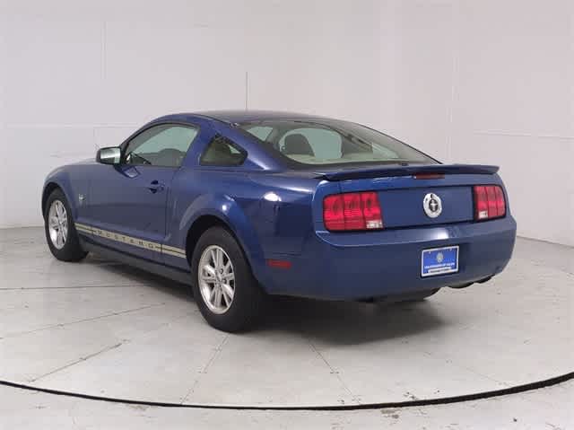 2009 Ford Mustang  4
