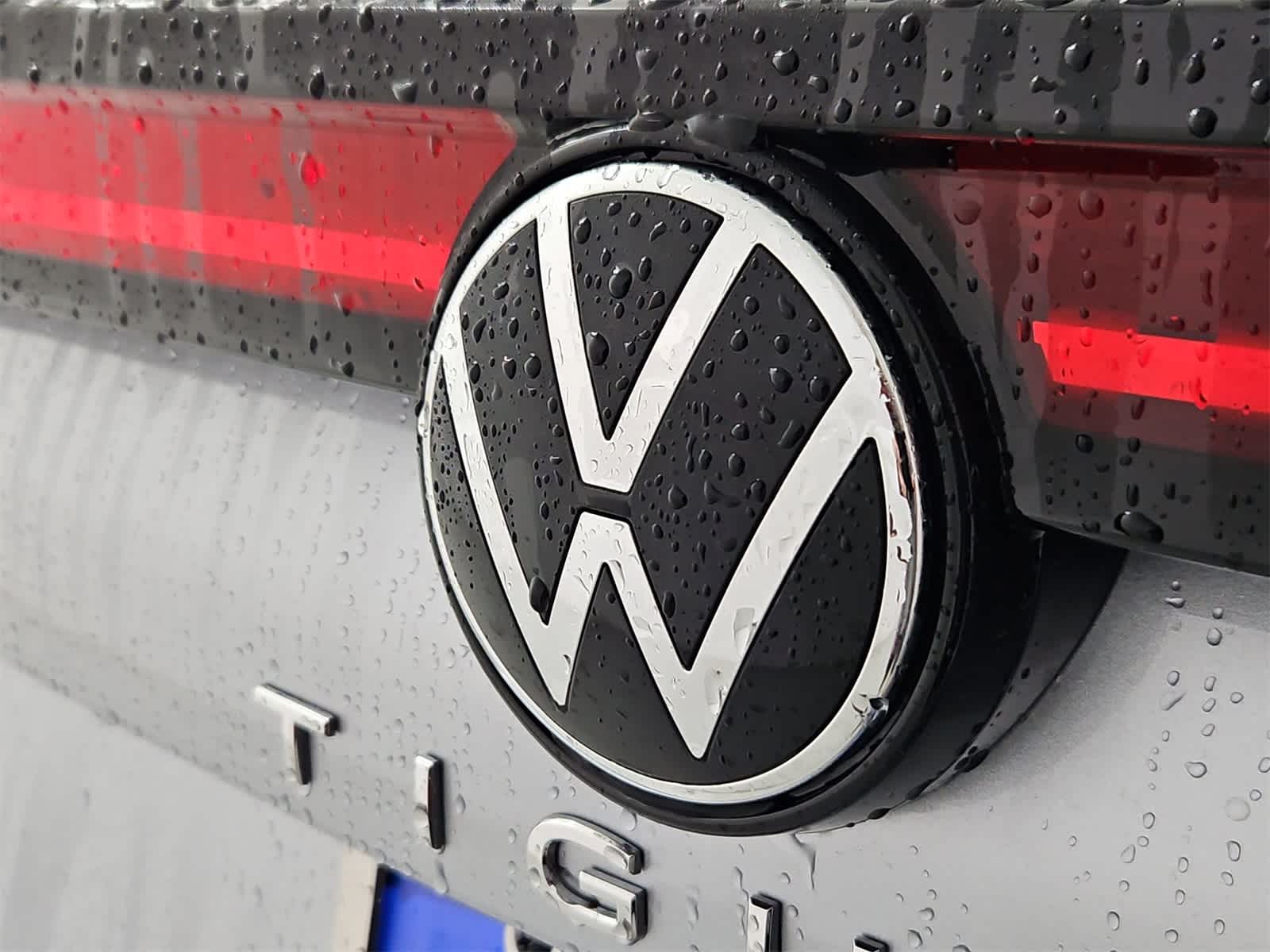 Thumbnail: 2025 Volkswagen Tiguan - 11