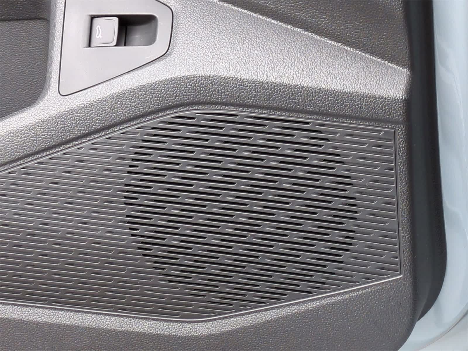 Thumbnail: 2025 Volkswagen Jetta - 30