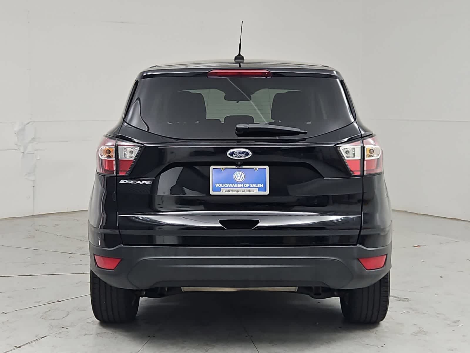 Thumbnail: 2017 Ford Escape - 4