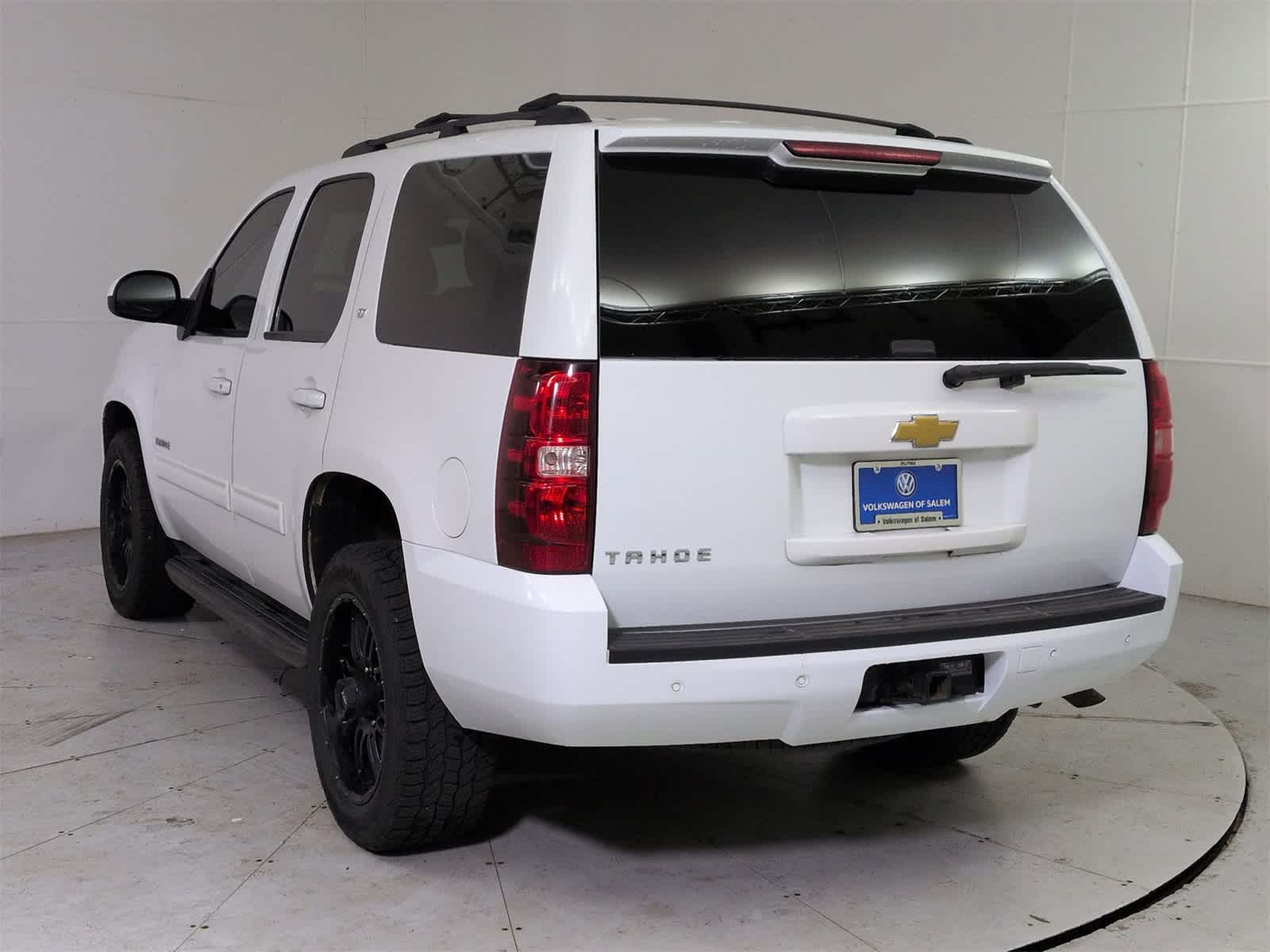 Thumbnail: 2013 Chevrolet Tahoe - 4
