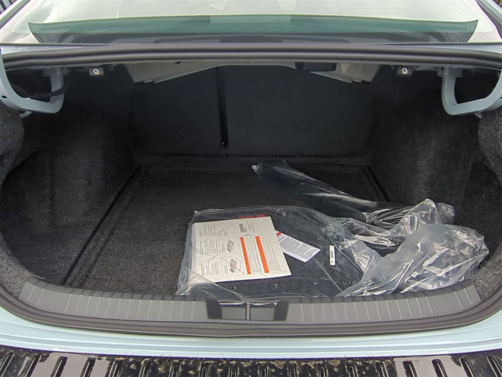 Thumbnail: 2025 Volkswagen Jetta - 34