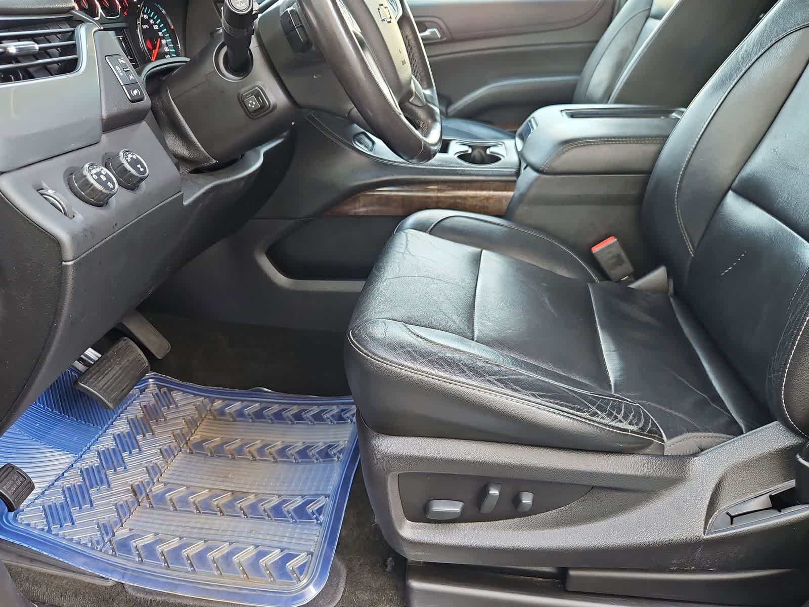 Thumbnail: 2018 Chevrolet Tahoe - 16