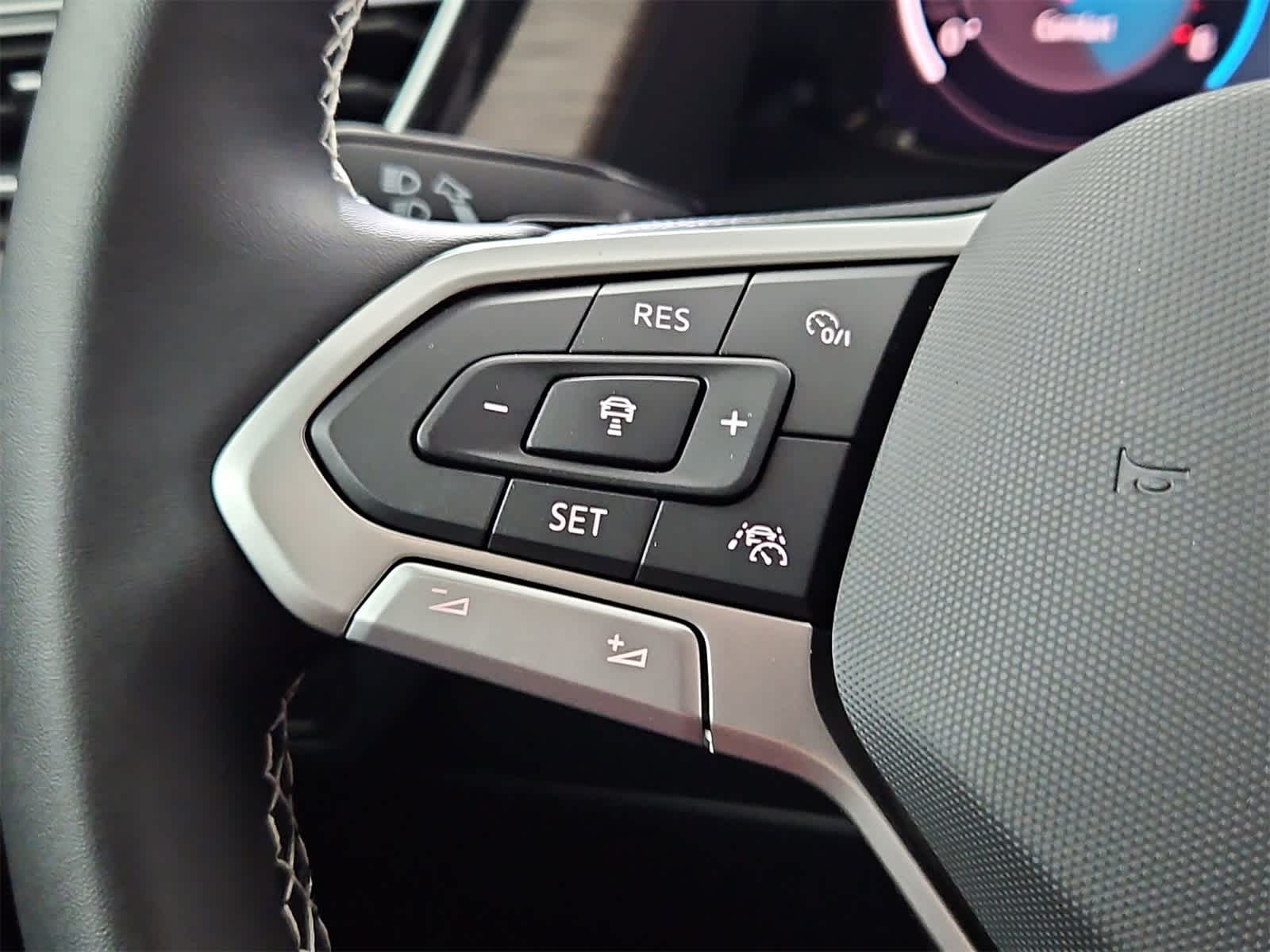 Thumbnail: 2026 Volkswagen Atlas - 25