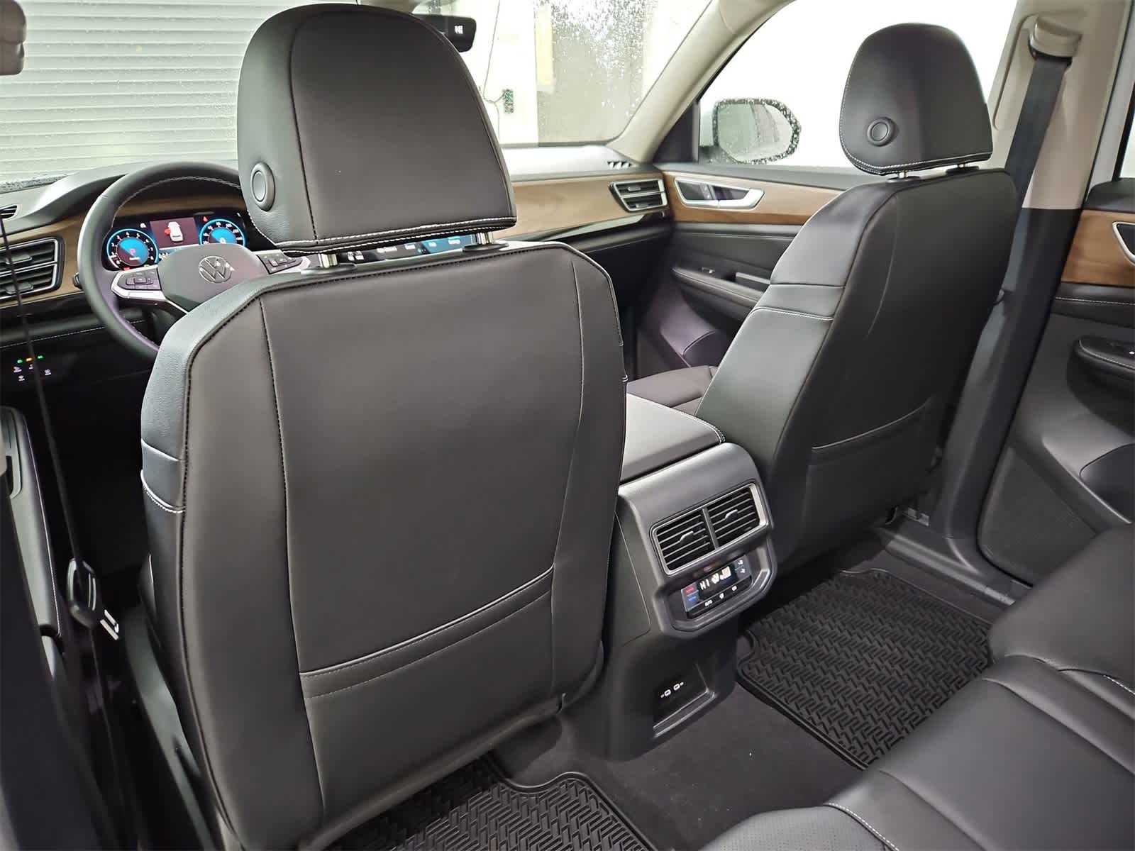 Thumbnail: 2026 Volkswagen Atlas - 18