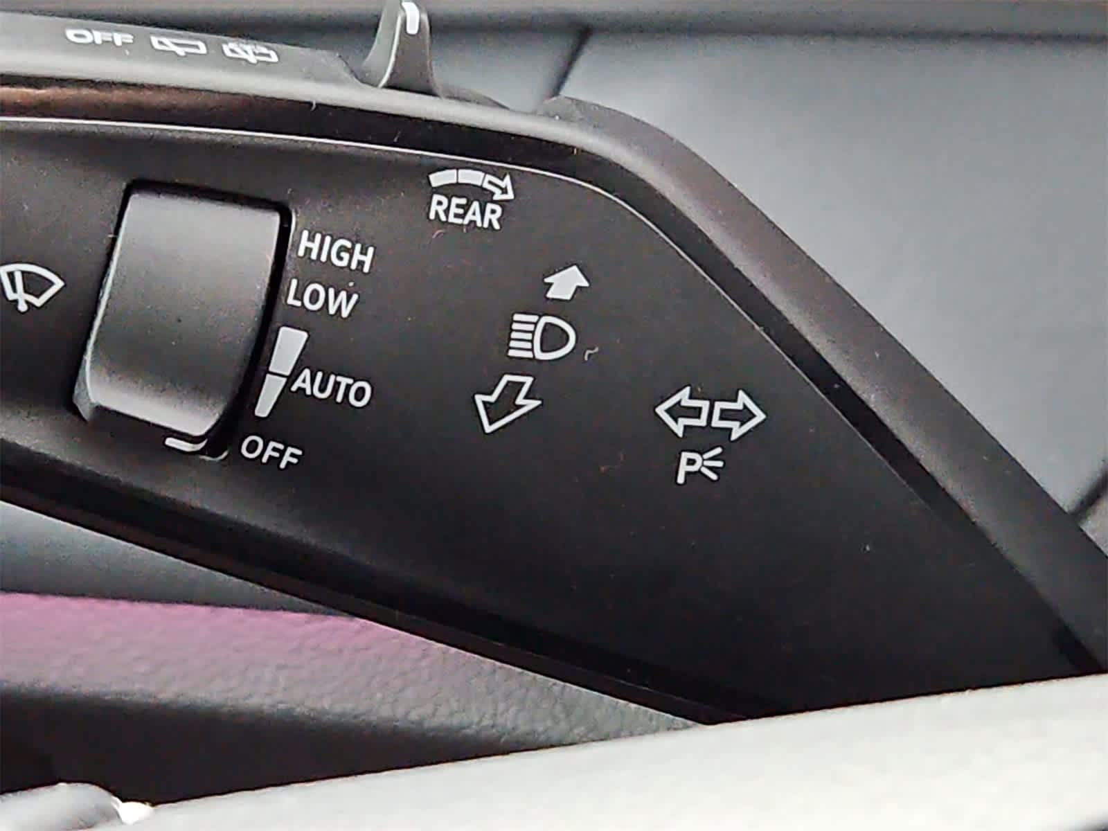 Thumbnail: 2025 Volkswagen Tiguan - 26