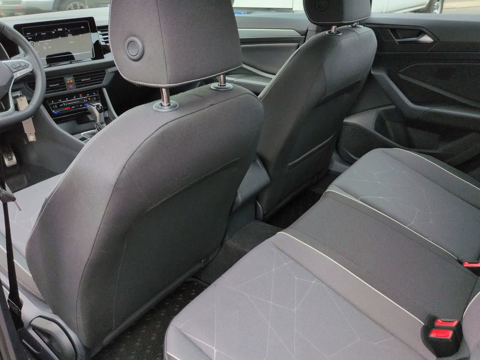 Thumbnail: 2026 Volkswagen Jetta - 18