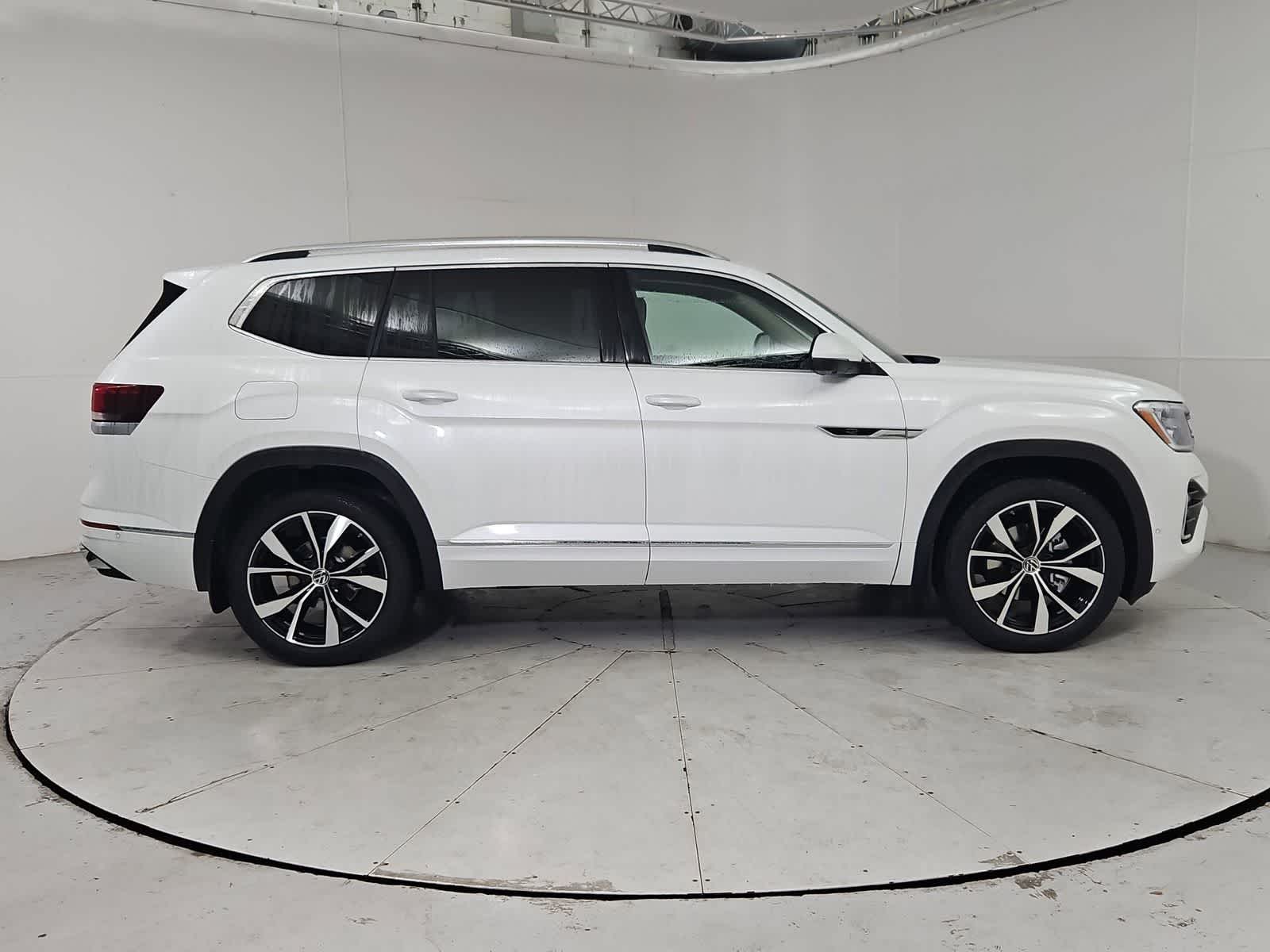 Thumbnail: 2026 Volkswagen Atlas - 7