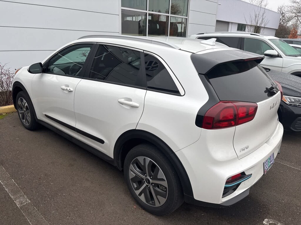 Used 2022 Kia Niro EV EX SUV