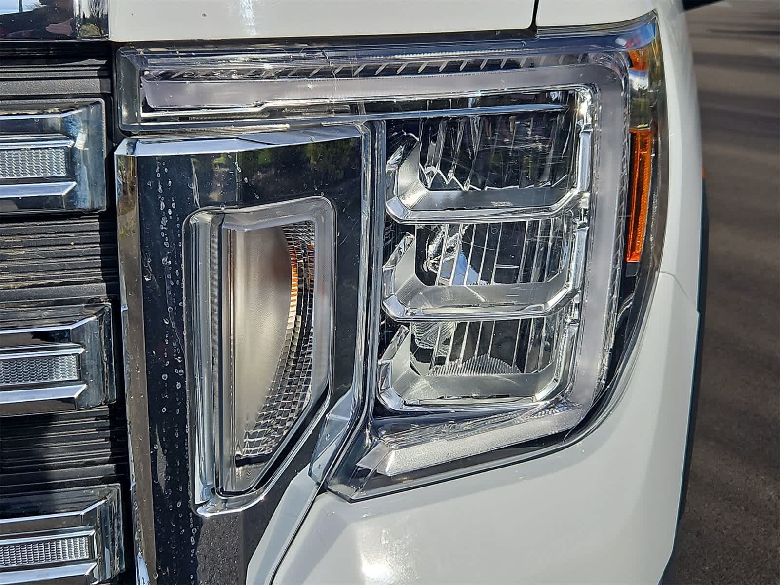 Thumbnail: 2023 GMC Sierra 3500 - 10