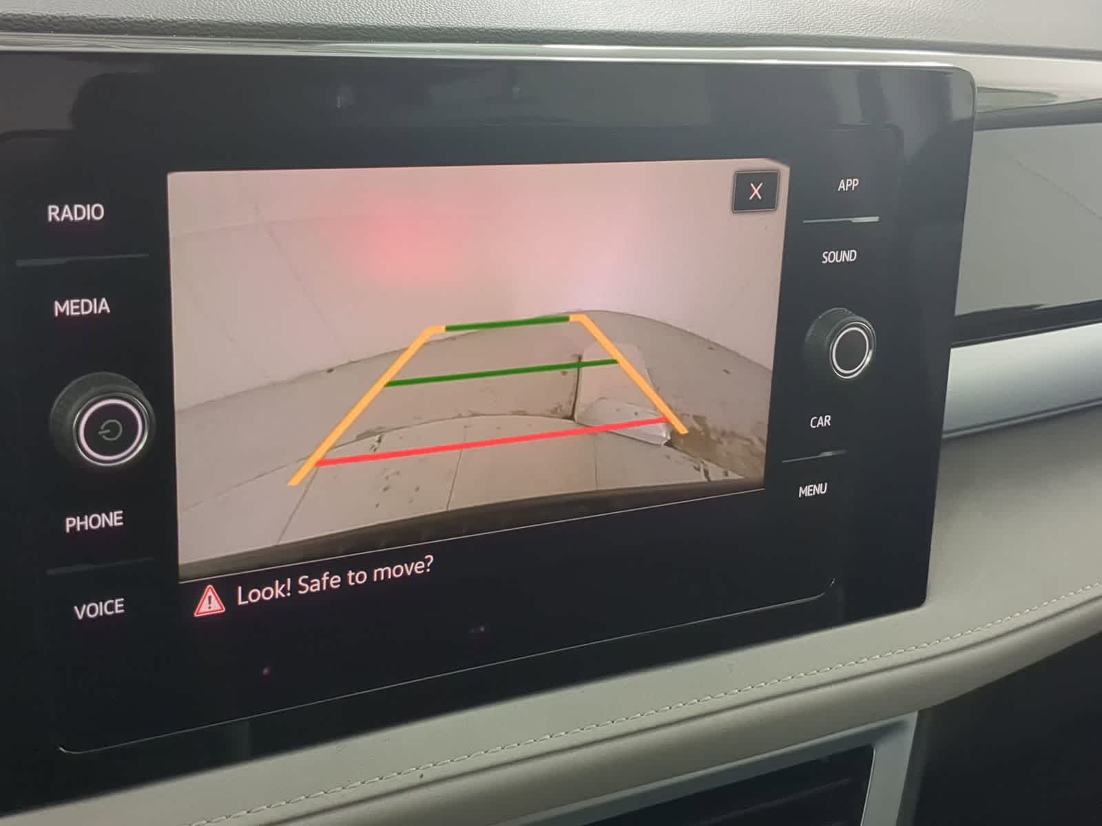 Thumbnail: 2025 Volkswagen Taos - 30