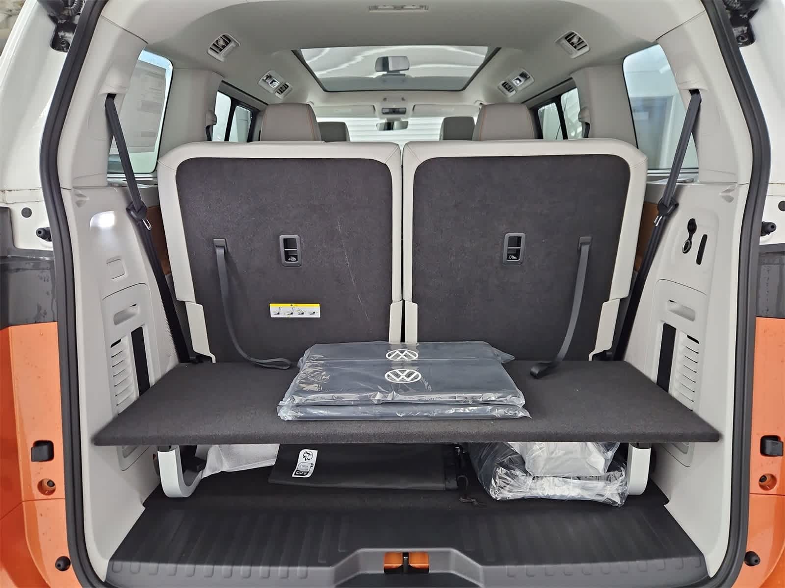 Thumbnail: 2025 Volkswagen ID.Buzz - 36