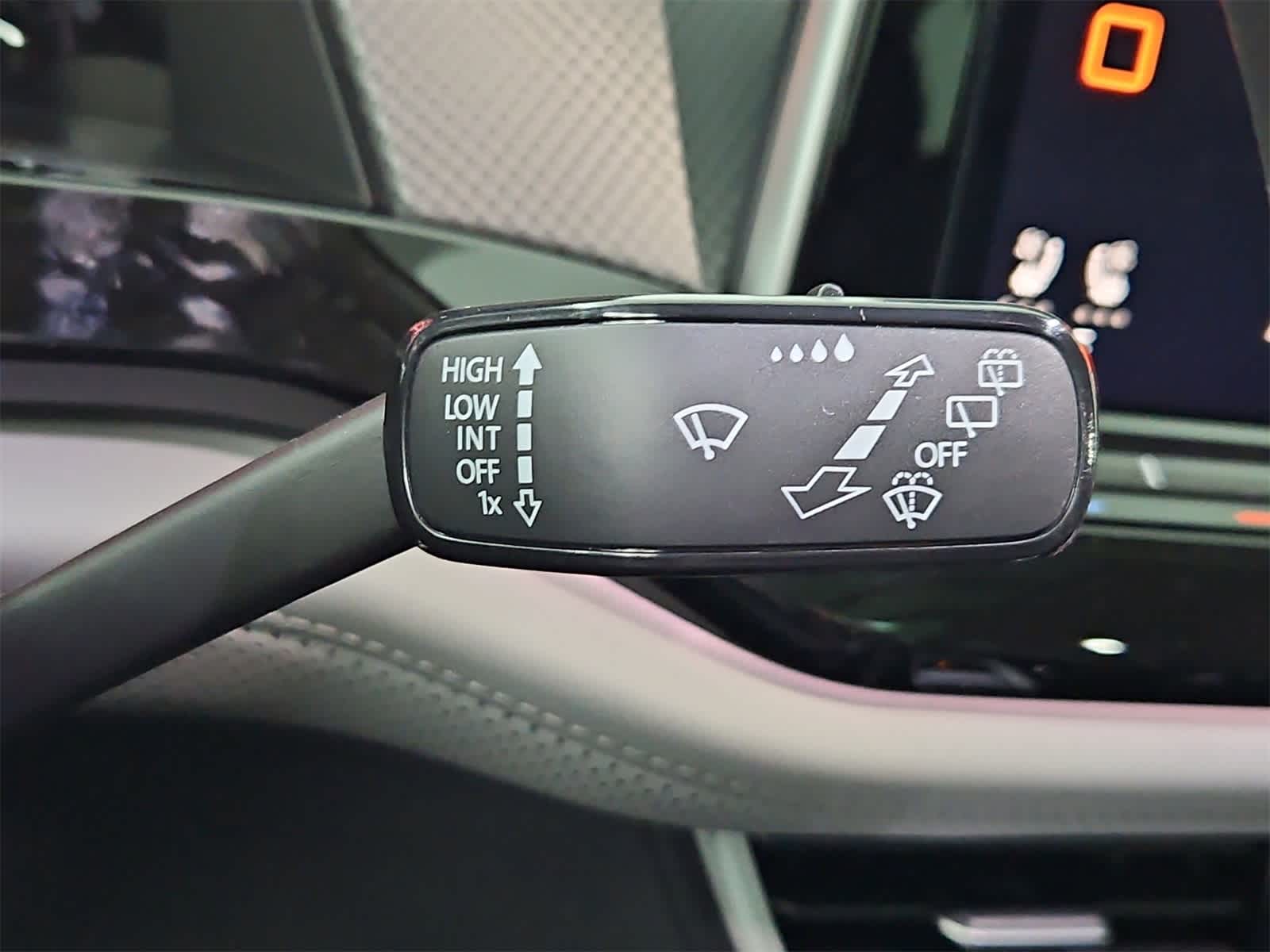 Thumbnail: 2025 Volkswagen Atlas - 26