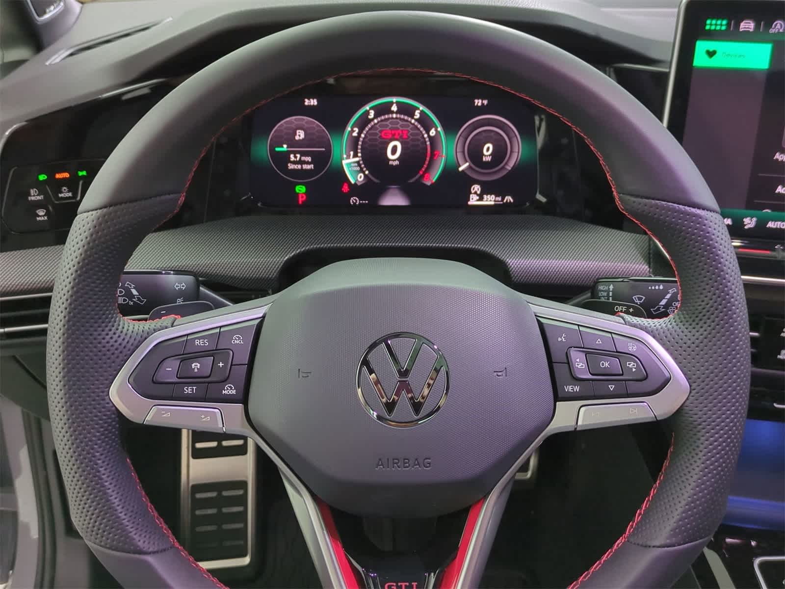 Thumbnail: 2025 Volkswagen Golf - 23