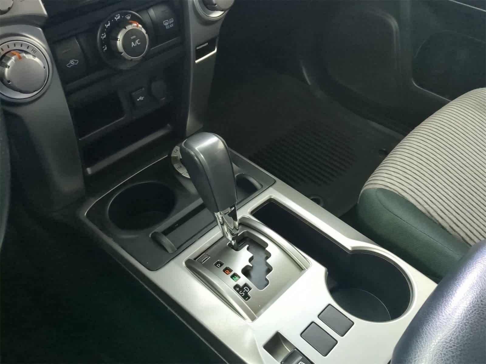 Thumbnail: 2022 Toyota 4Runner - 26