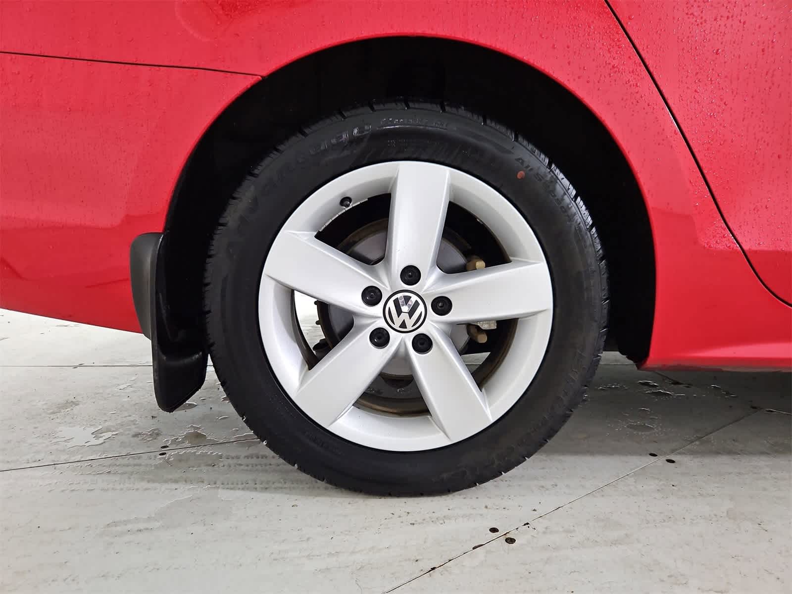 Thumbnail: 2013 Volkswagen Jetta - 13