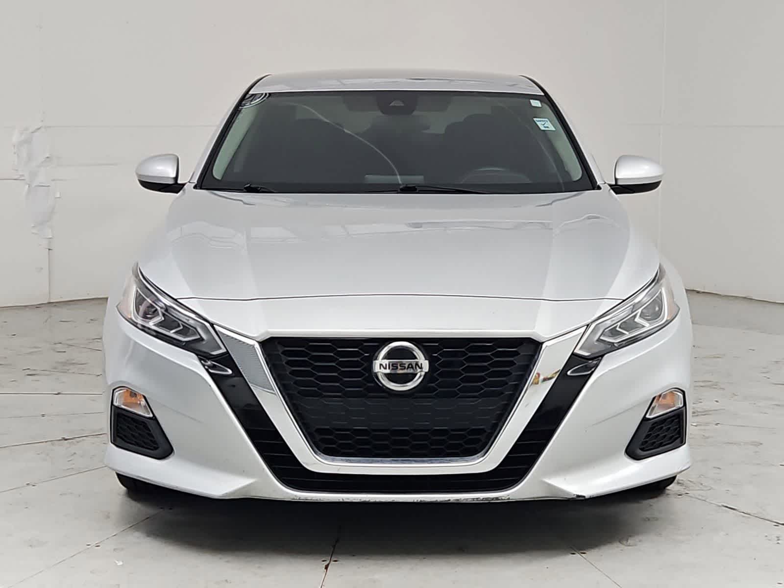 Thumbnail: 2021 Nissan Altima - 9