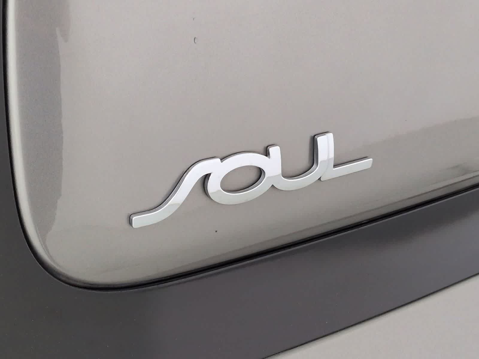 Thumbnail: 2016 Kia Soul - 12