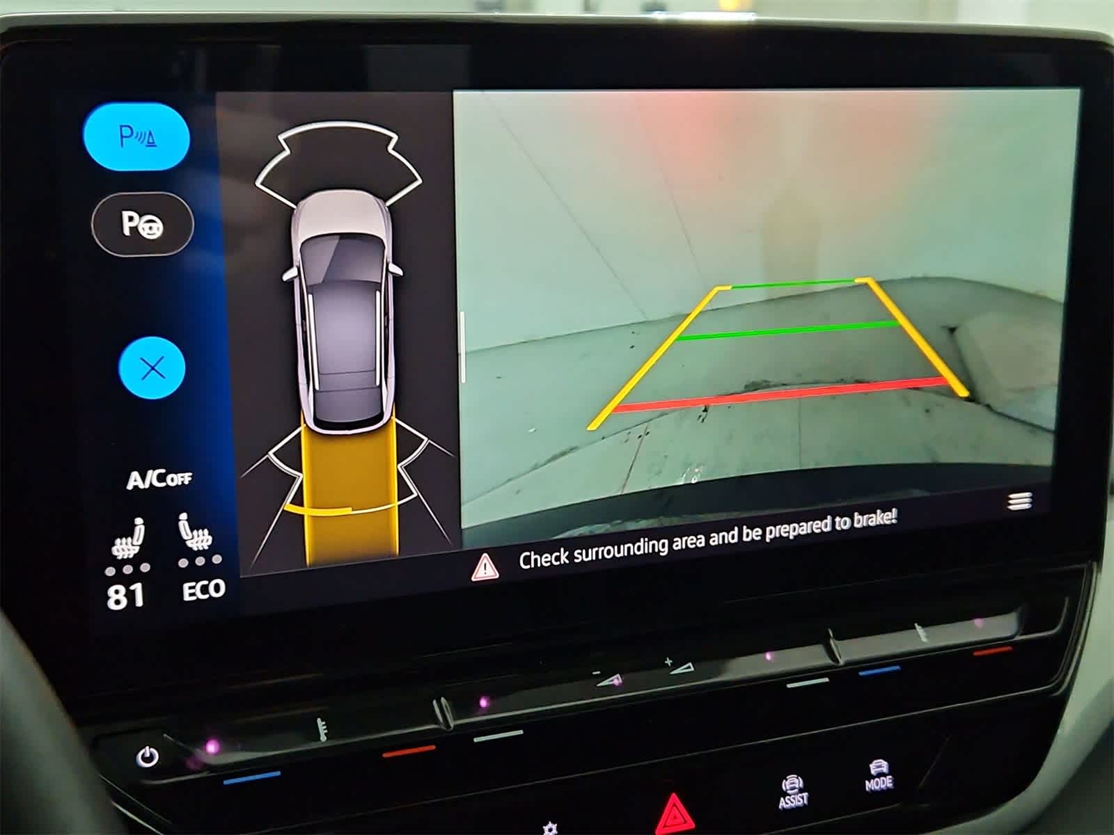 Thumbnail: 2023 Volkswagen ID.4 - 31