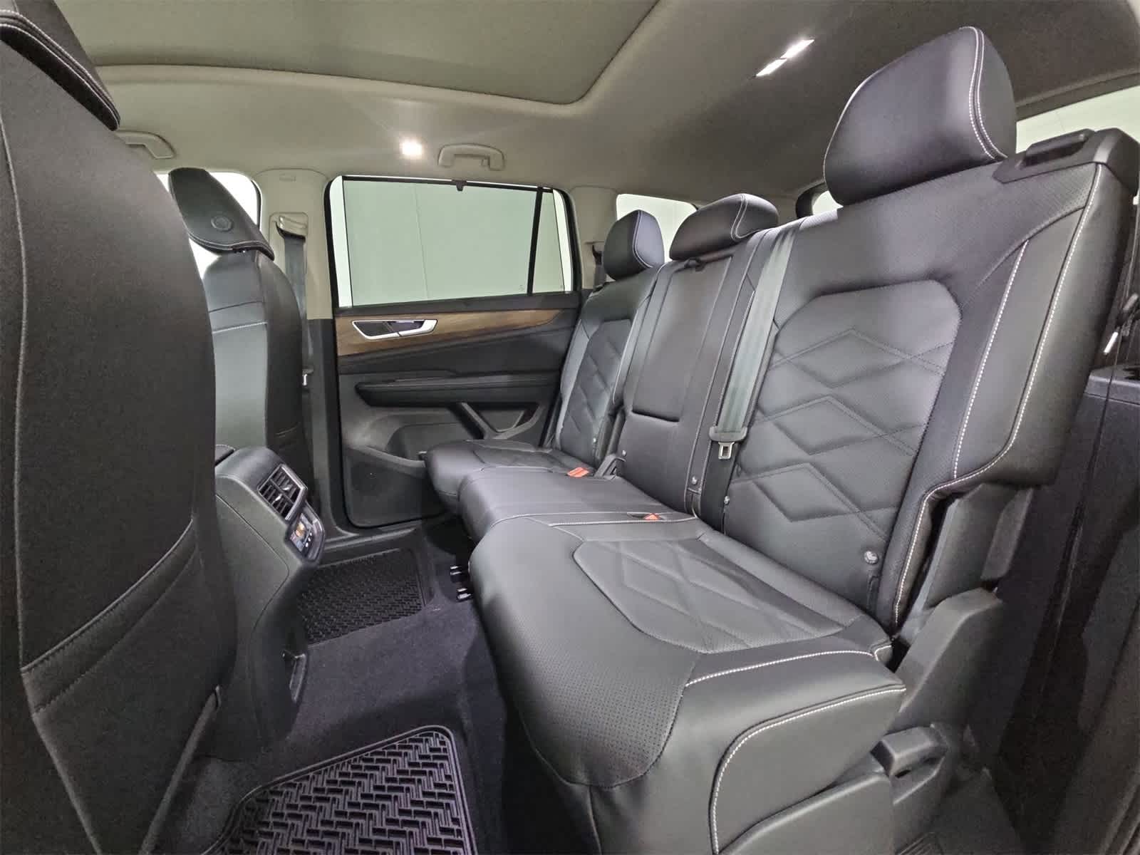 Thumbnail: 2026 Volkswagen Atlas - 20