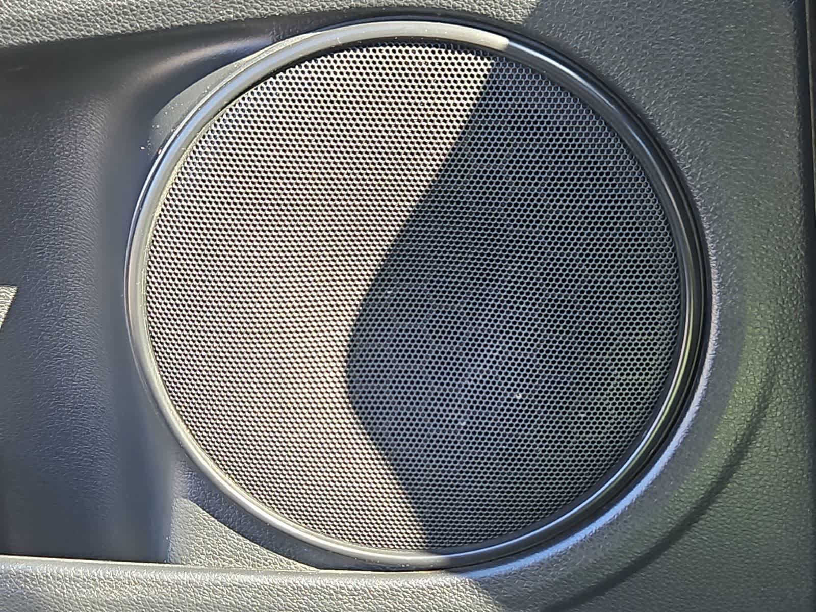 Thumbnail: 2016 Honda HR-V - 28