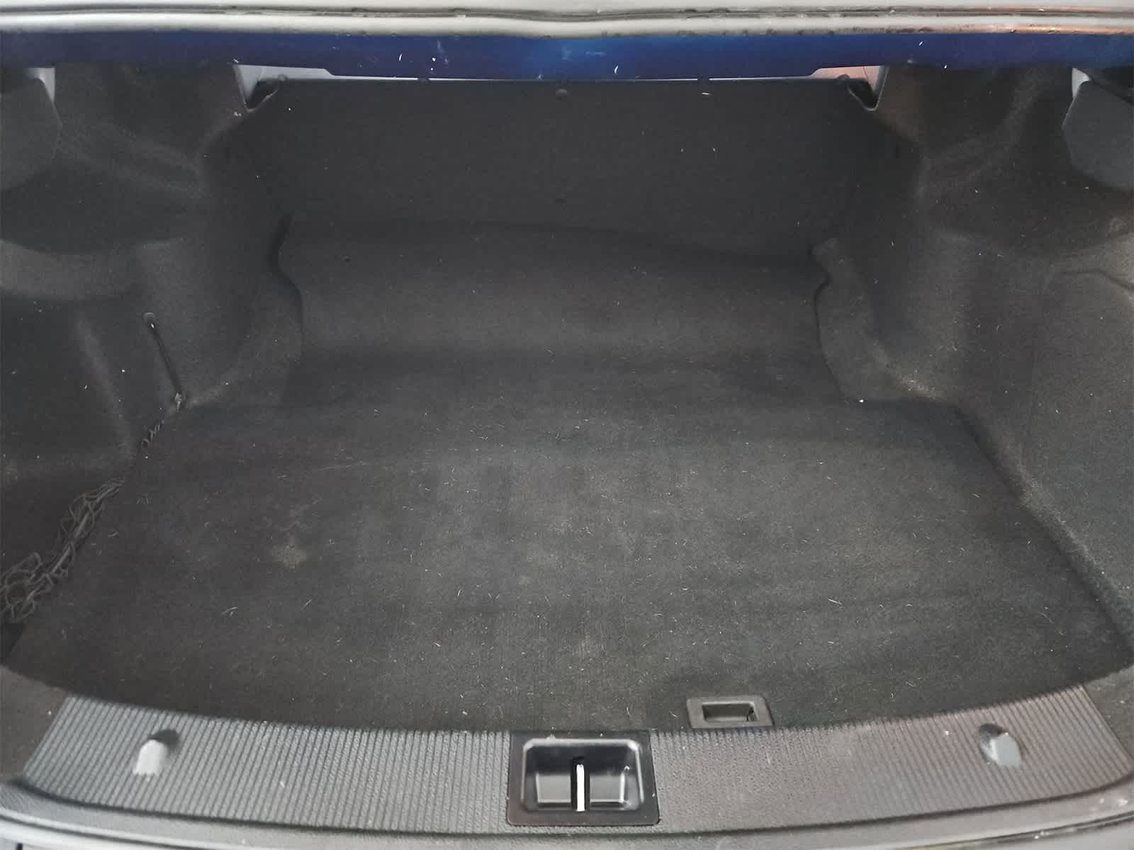 Thumbnail: 2013 Mercedes-Benz C-Class - 36