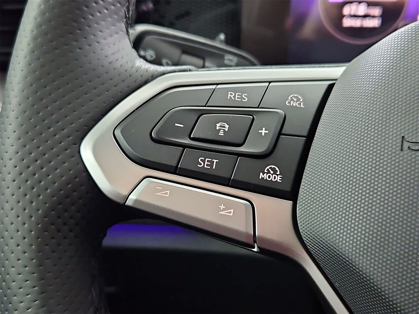 Thumbnail: 2026 Volkswagen Tiguan - 25