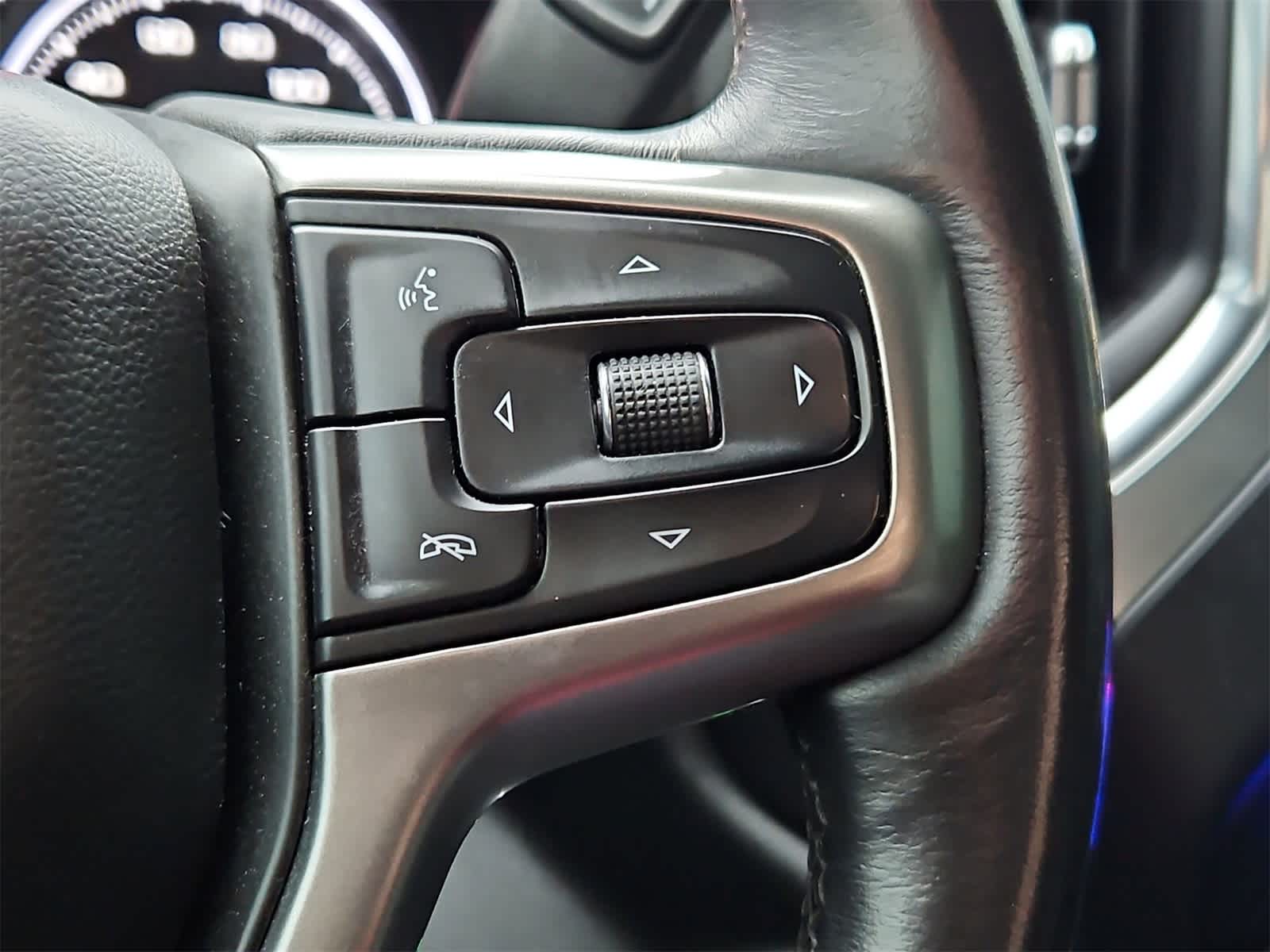 Thumbnail: 2021 Chevrolet Silverado 3500 - 24