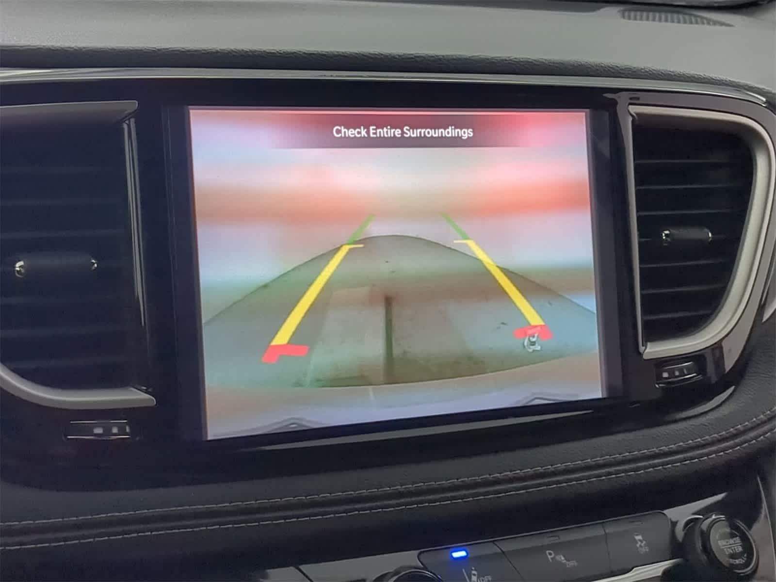 Thumbnail: 2023 Chrysler Pacifica - 27