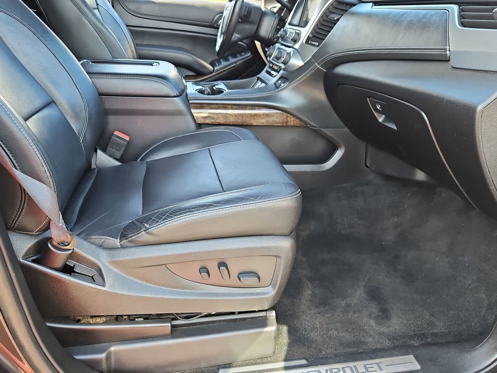 Thumbnail: 2017 Chevrolet Tahoe - 22