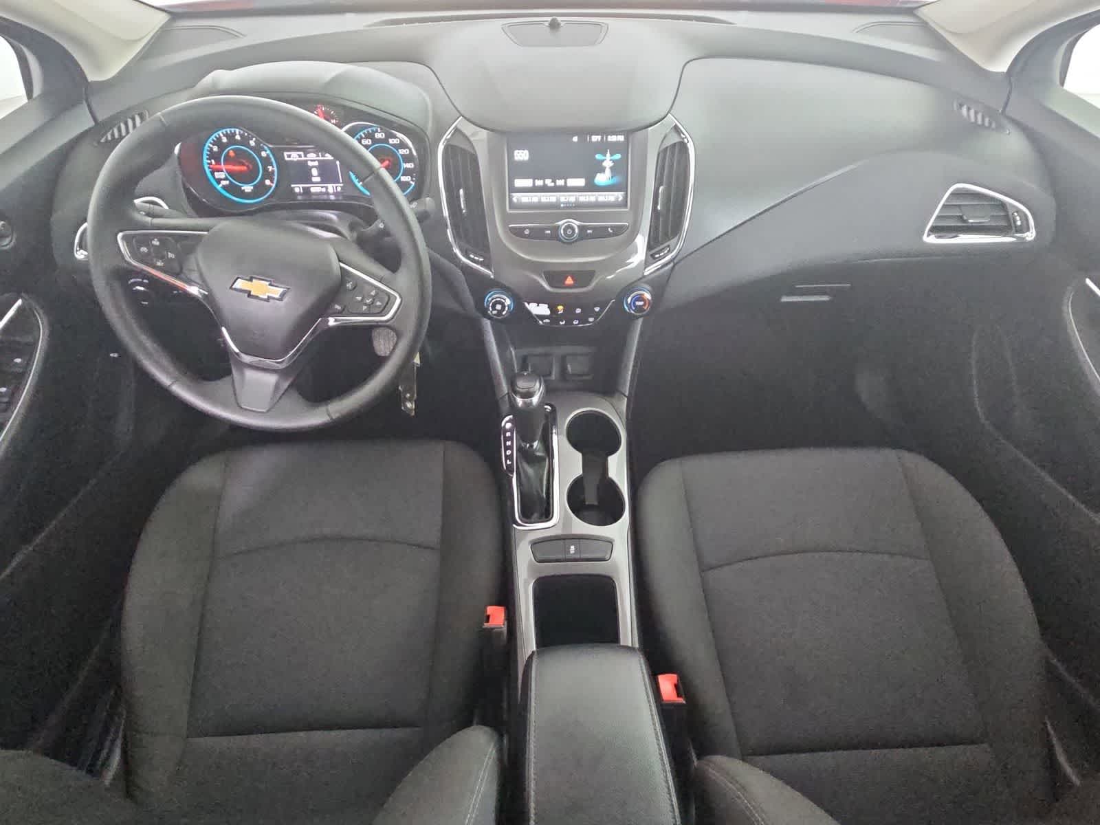 Thumbnail: 2018 Chevrolet Cruze - 14